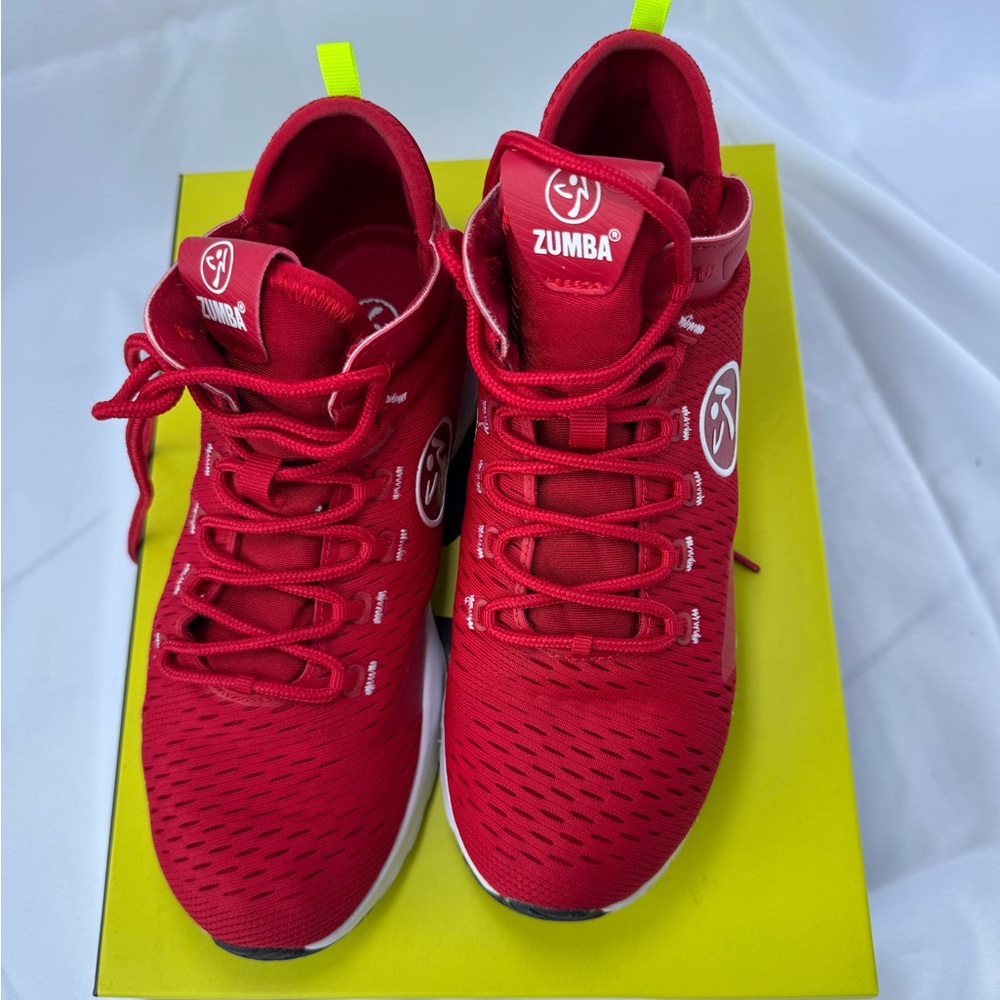 Zumba Fitness Air Funk Red Sneakers with Breathable Mesh and Sporty Design